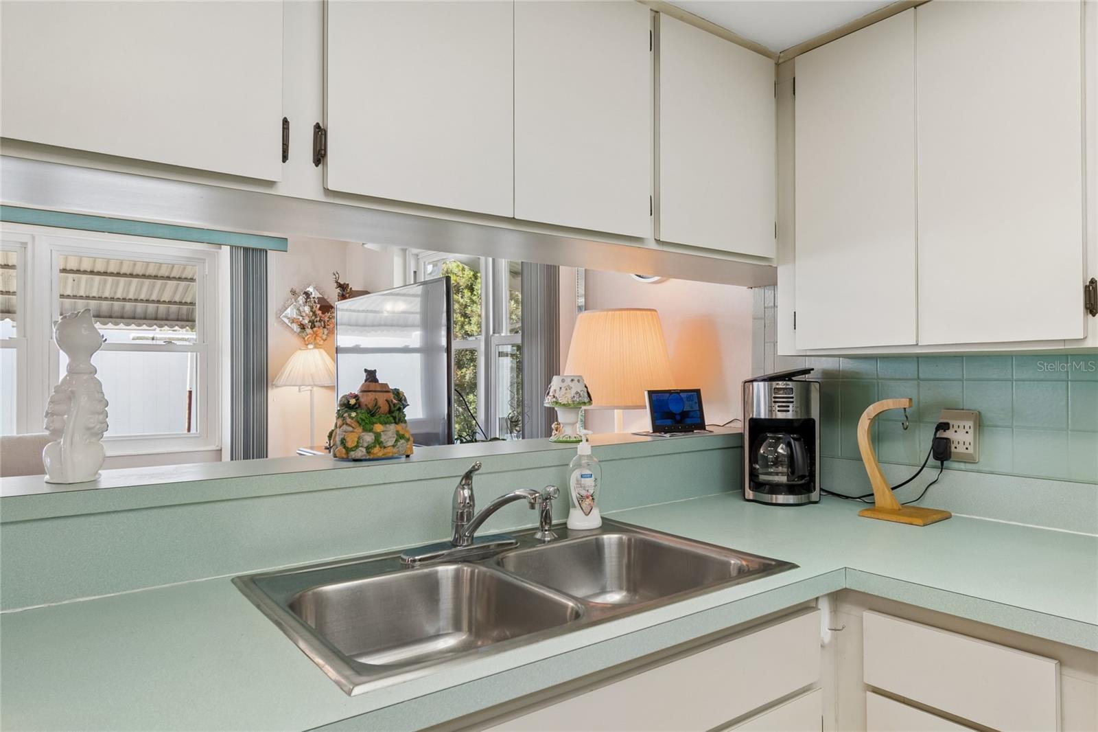 HOLIDAY GARDENS ESTATES - Residential