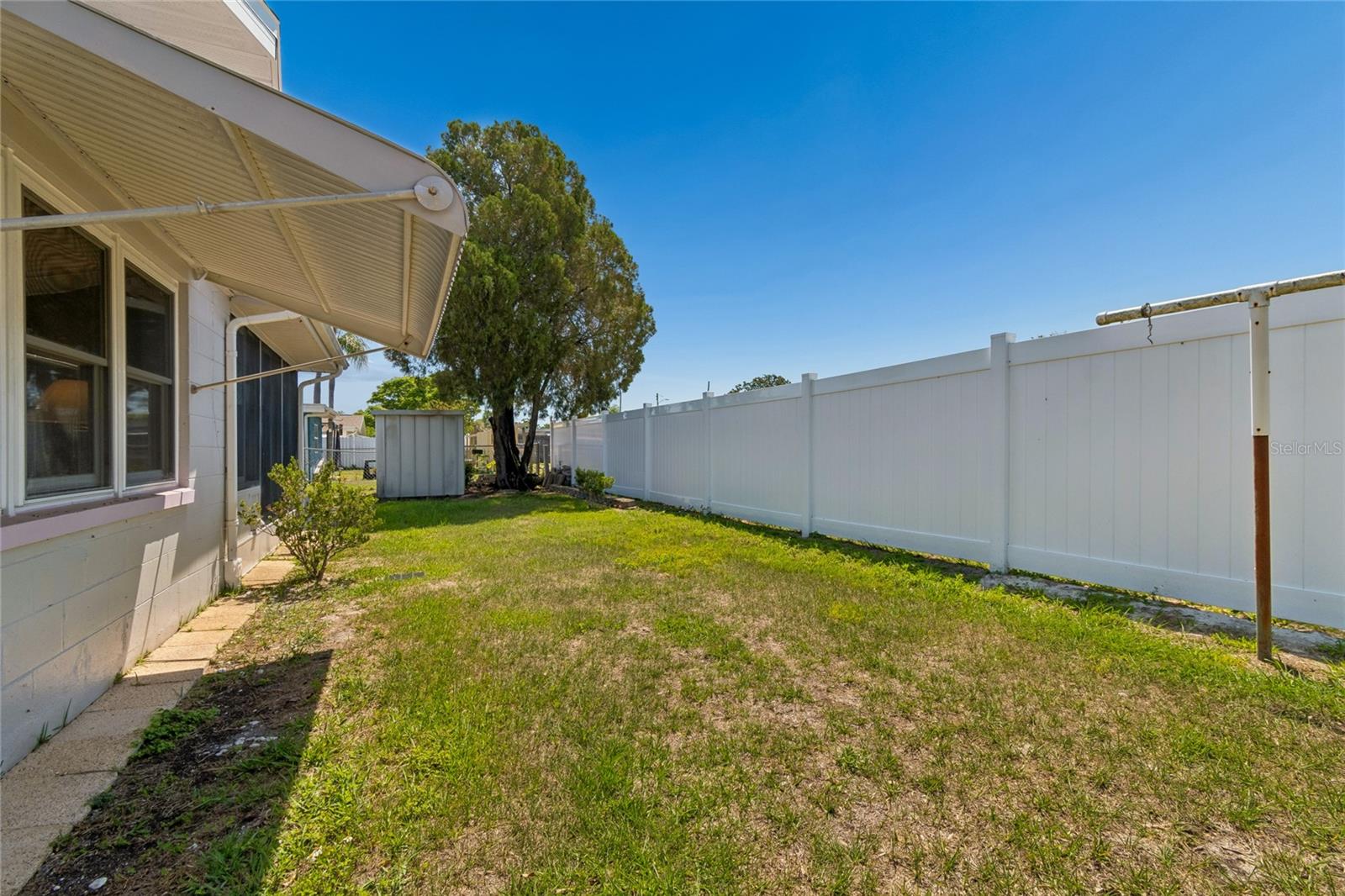 HOLIDAY GARDENS ESTATES - Residential