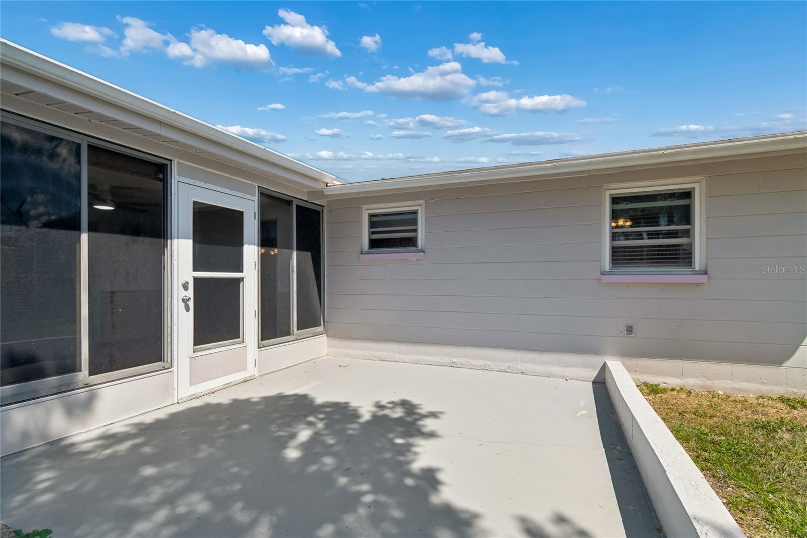 HOLIDAY GARDENS ESTATES - Residential