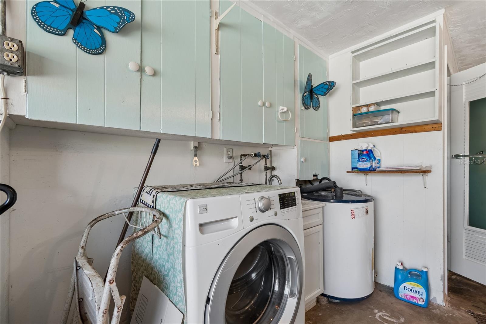 HOLIDAY GARDENS ESTATES - Residential