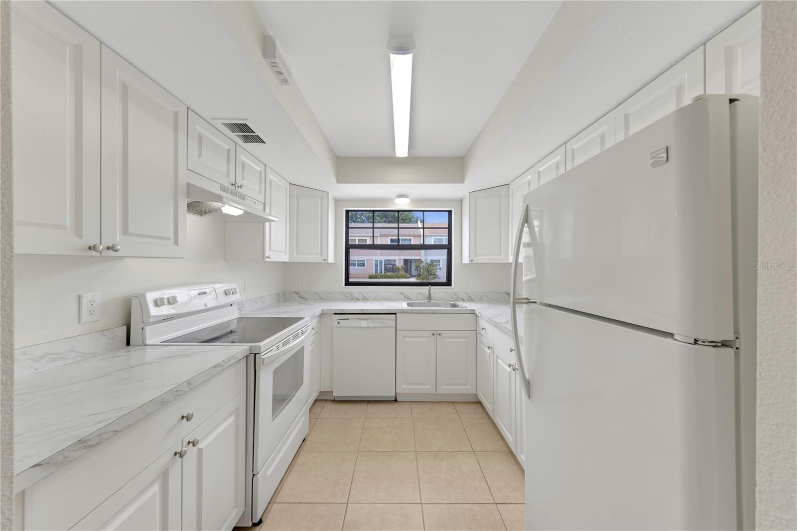 TALL PINES - Residential