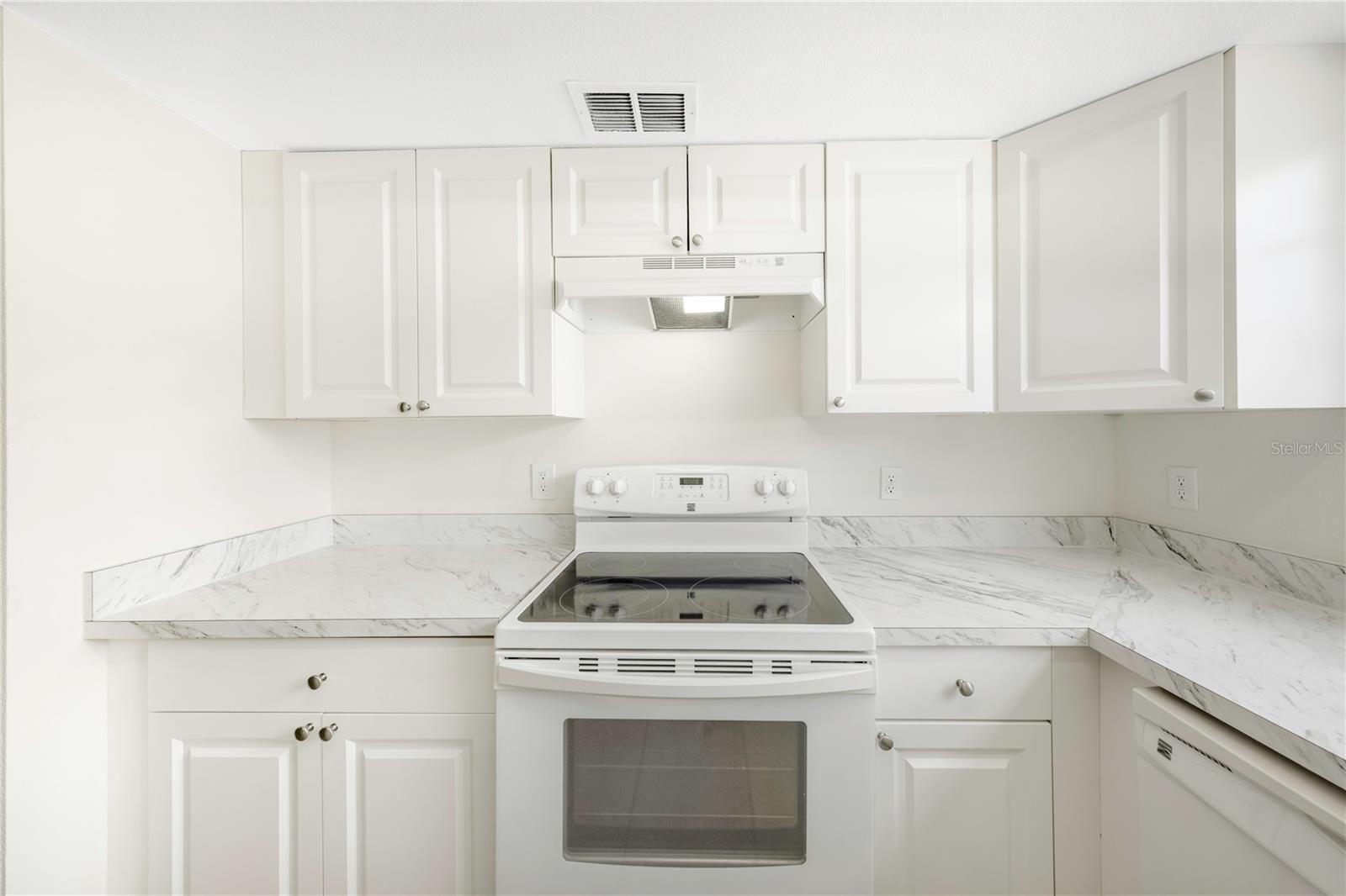 TALL PINES - Residential