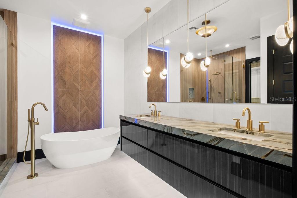 ISLEWORTH - Residential