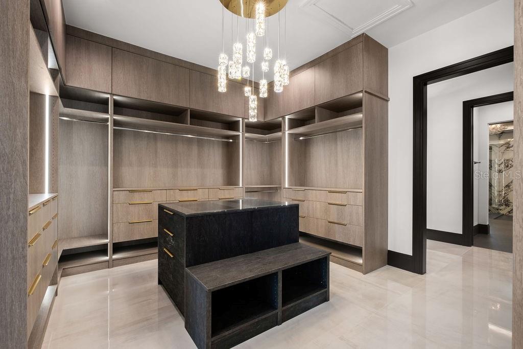 ISLEWORTH - Residential