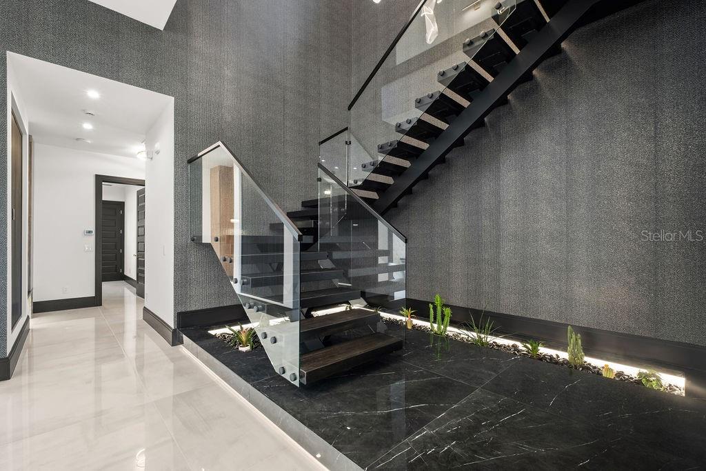 ISLEWORTH - Residential