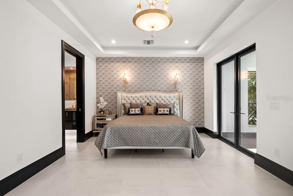 ISLEWORTH - Residential