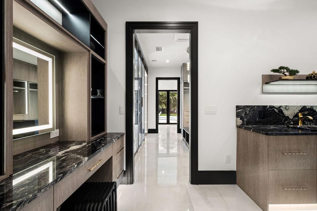 ISLEWORTH - Residential