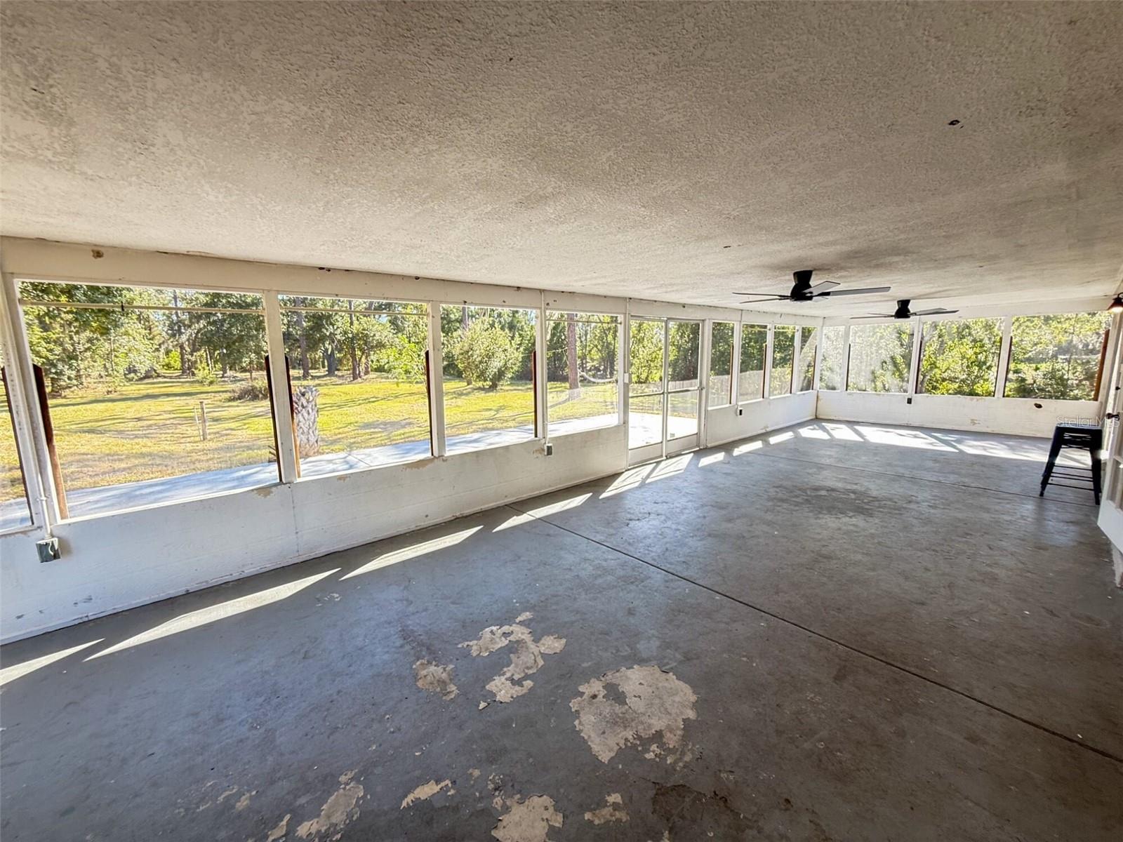 WILLOW SHORES - Residential Lease