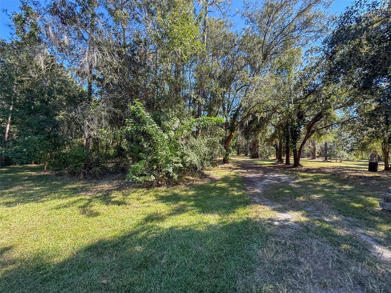 WILLOW SHORES - Residential Lease