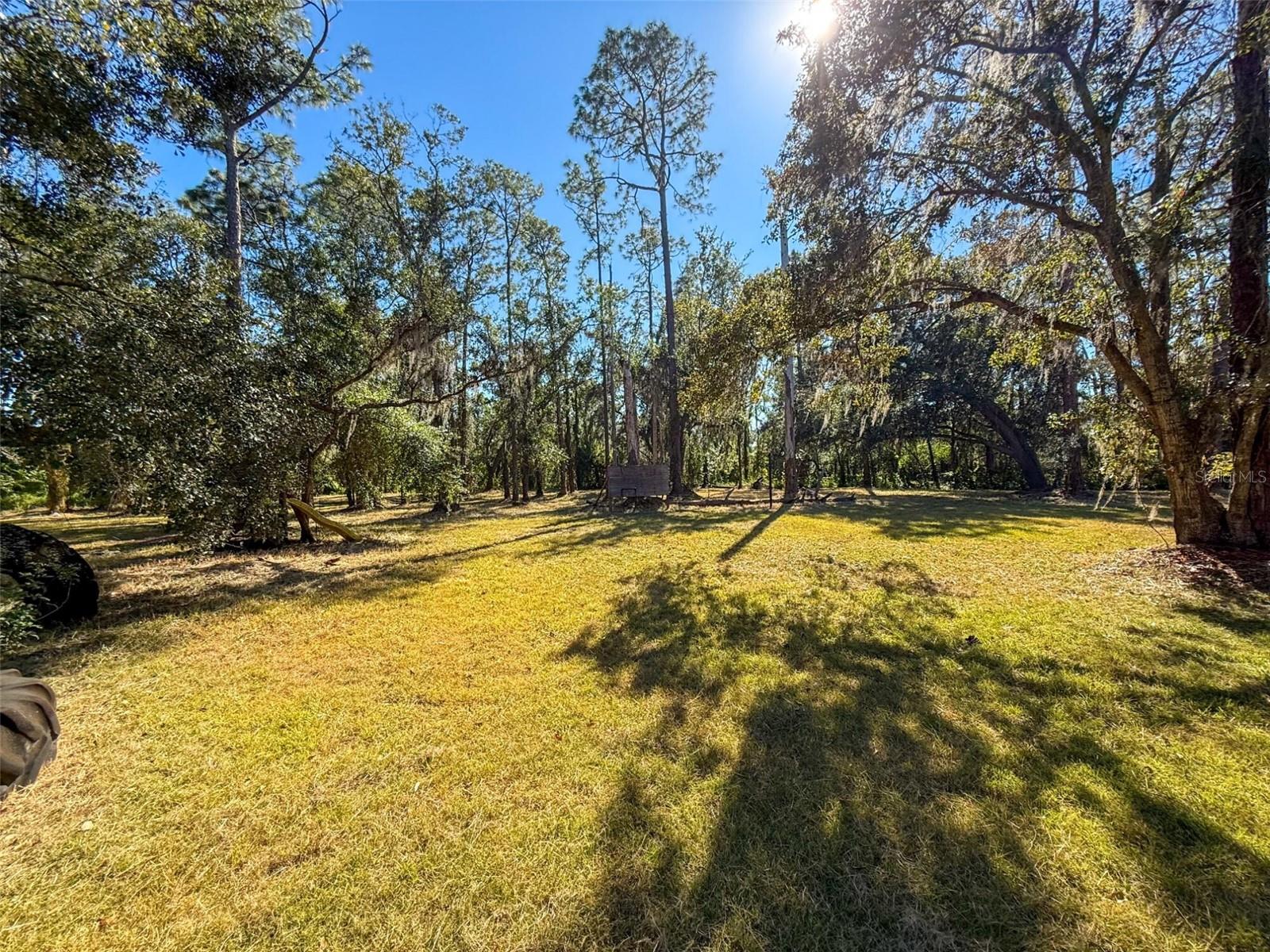 WILLOW SHORES - Residential Lease