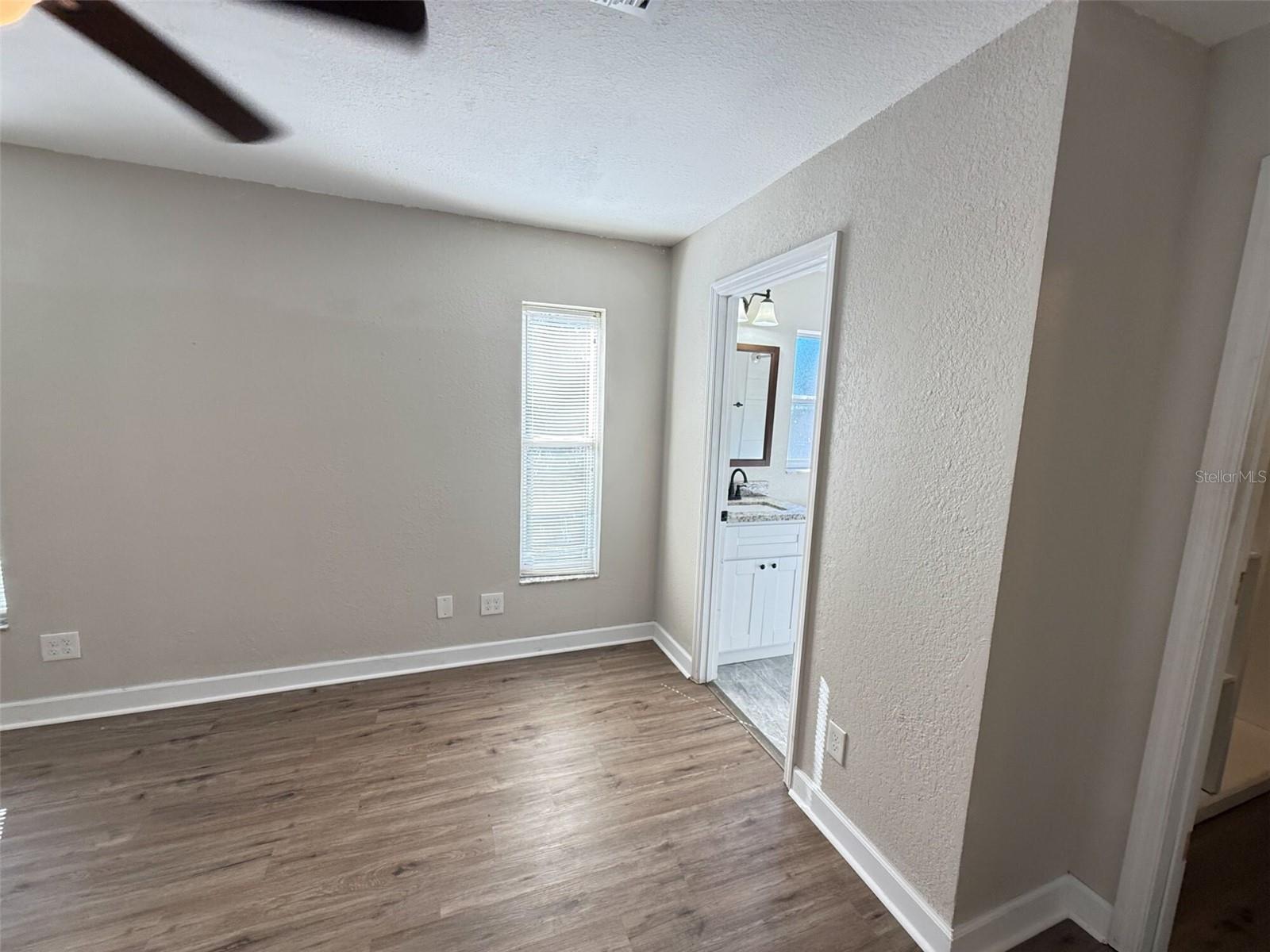 WILLOW SHORES - Residential Lease