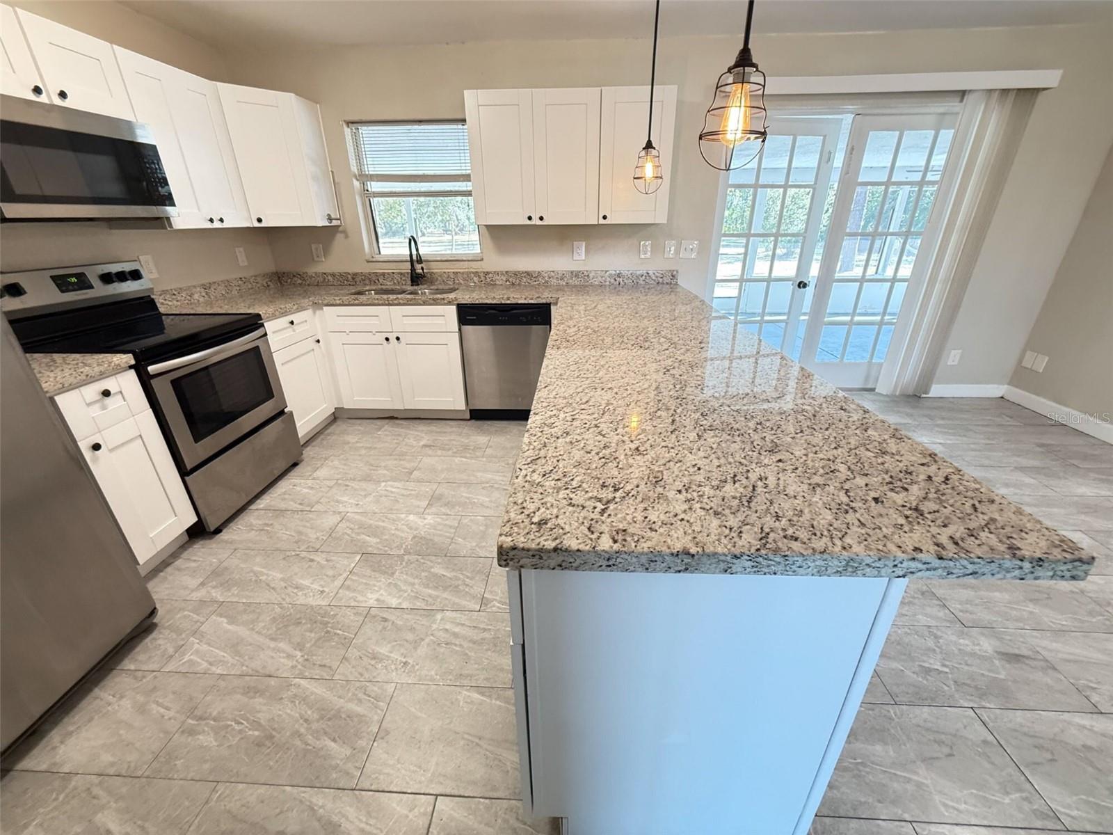 WILLOW SHORES - Residential Lease