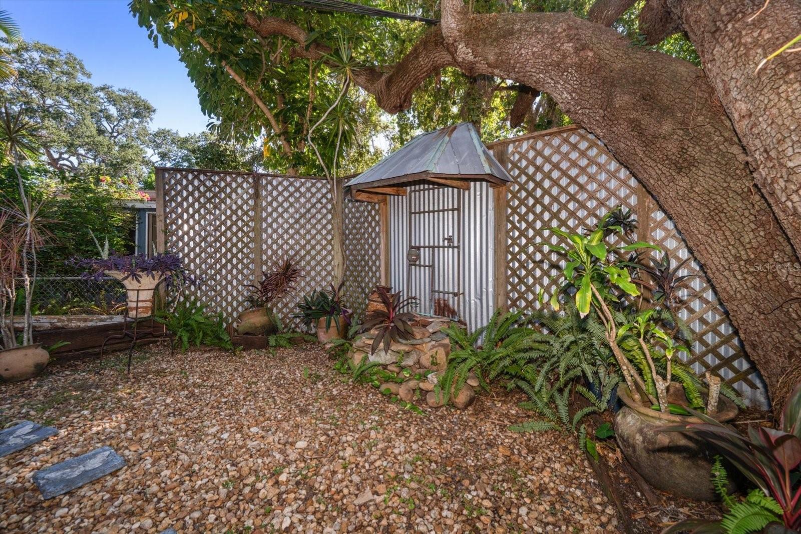VILLA PARK ESTATES - Residential