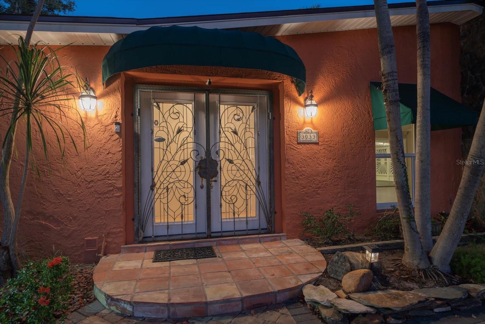 VILLA PARK ESTATES - Residential
