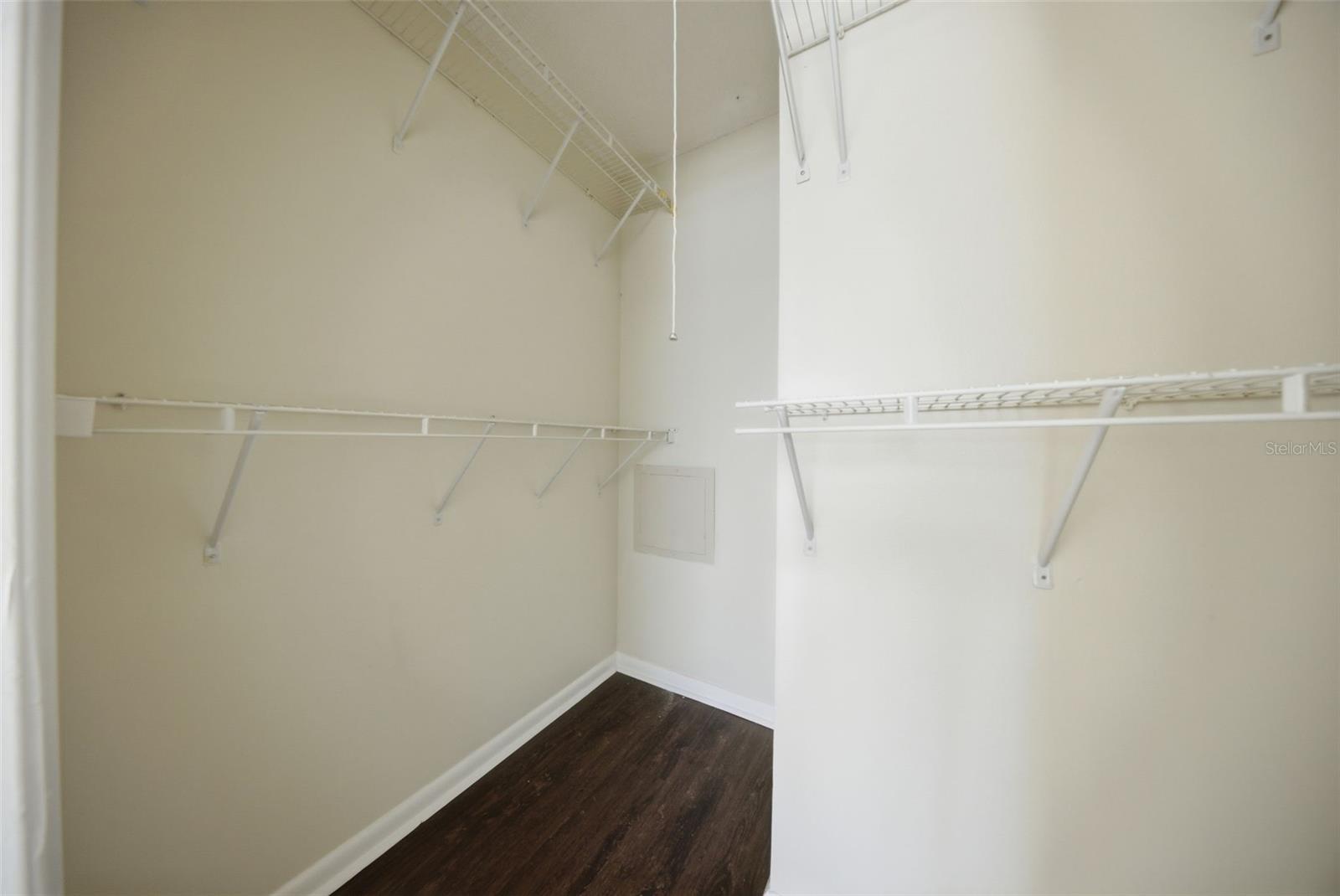 PALMA CEIA OAKS II A CONDOMINI - Residential Lease