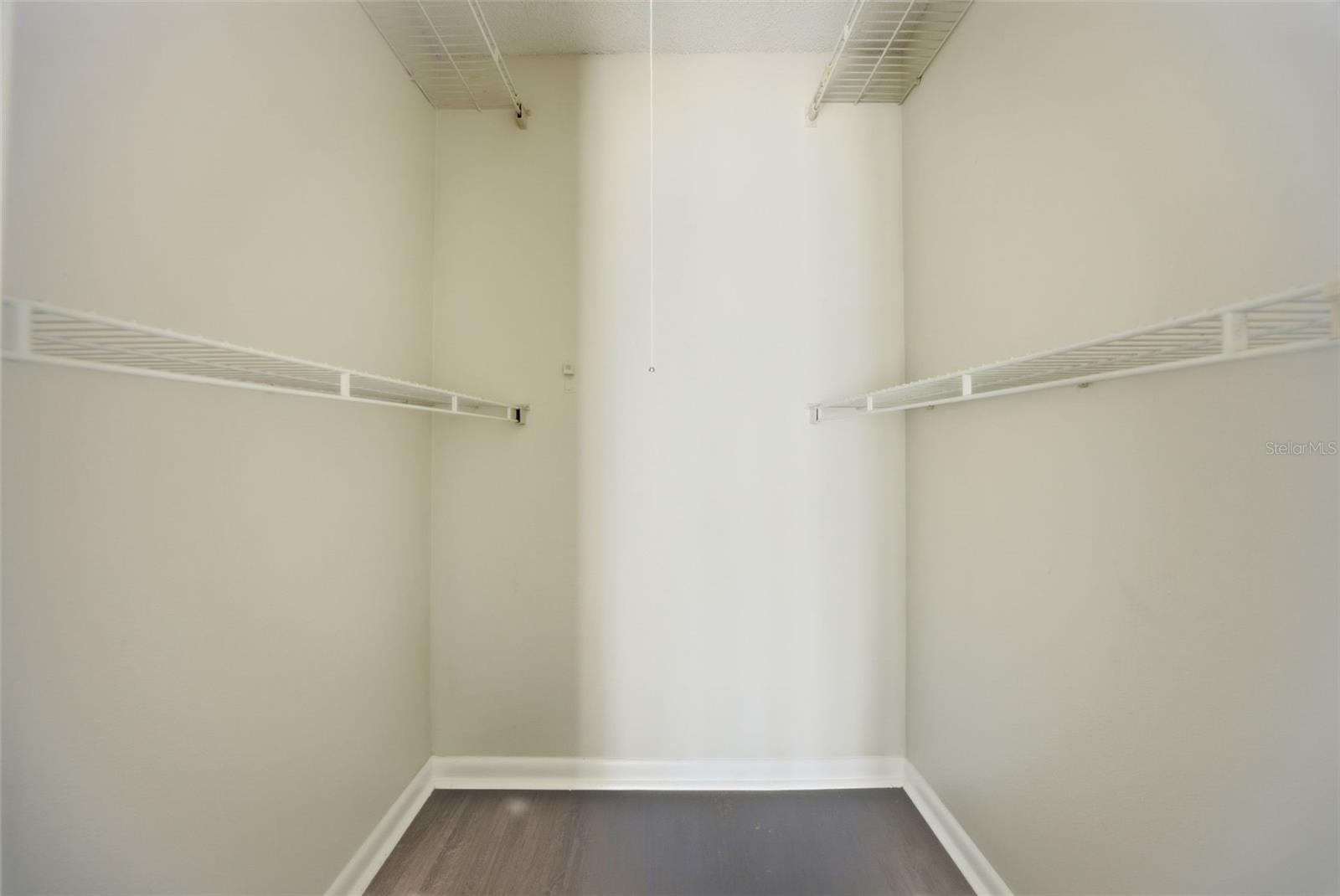 PALMA CEIA OAKS II A CONDOMINI - Residential Lease