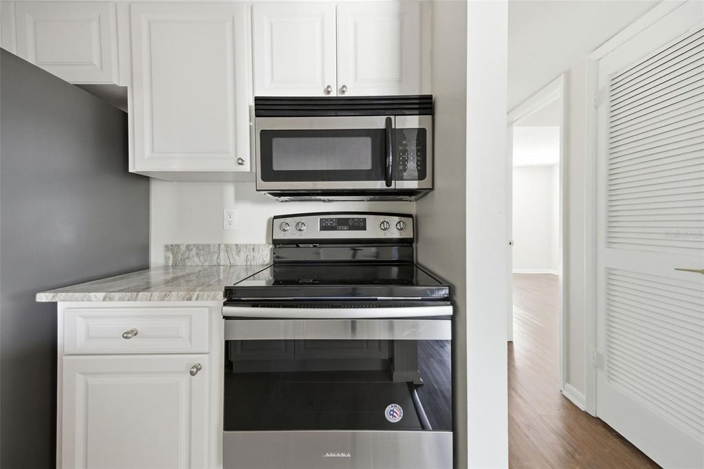 Photo of 3102 W Horatio Street #12, Tampa, FL 33609 (MLS # TB8485278)