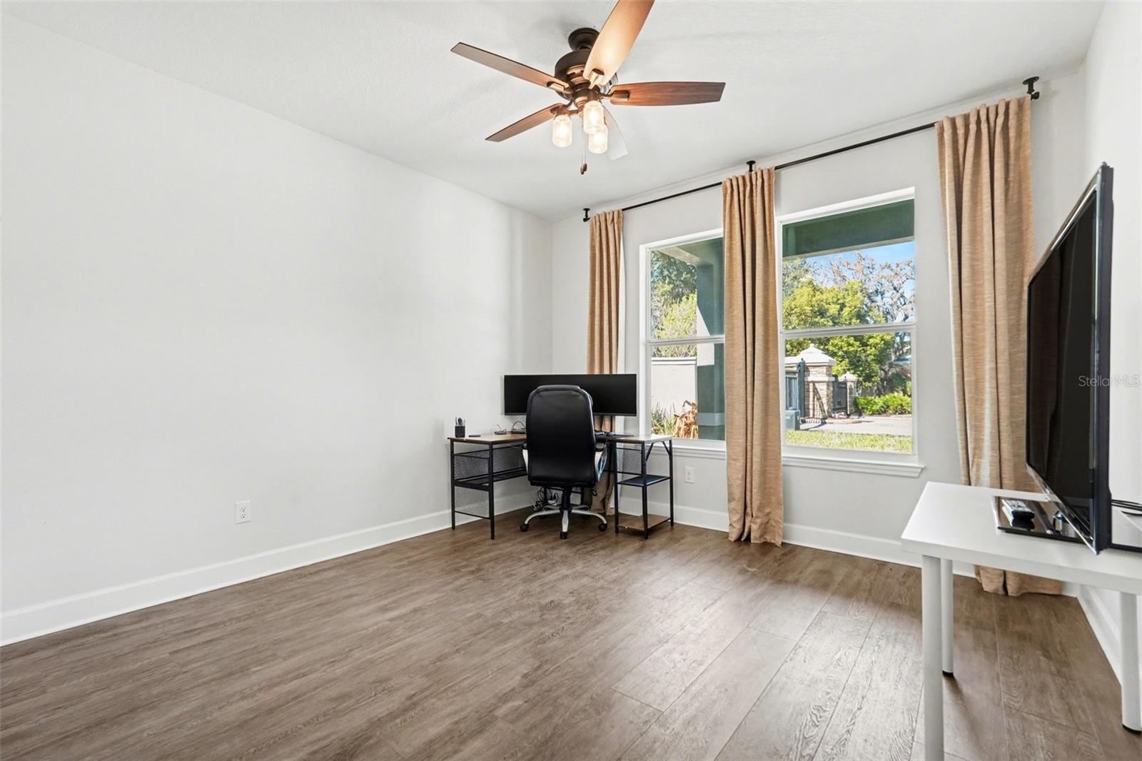 FOREST OAKS FOREST OAKS FOREST OAK - Residential