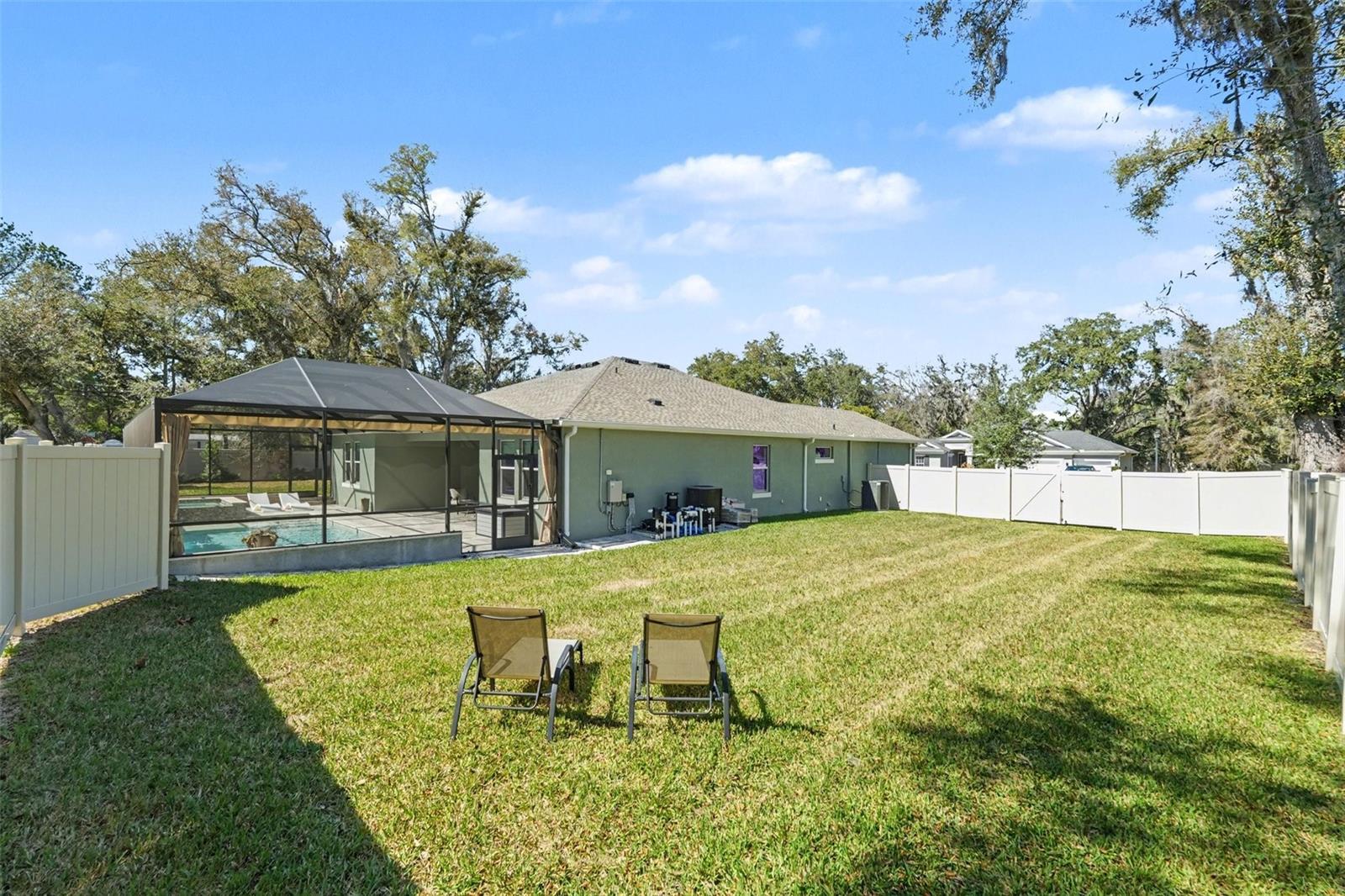 FOREST OAKS FOREST OAKS FOREST OAK - Residential