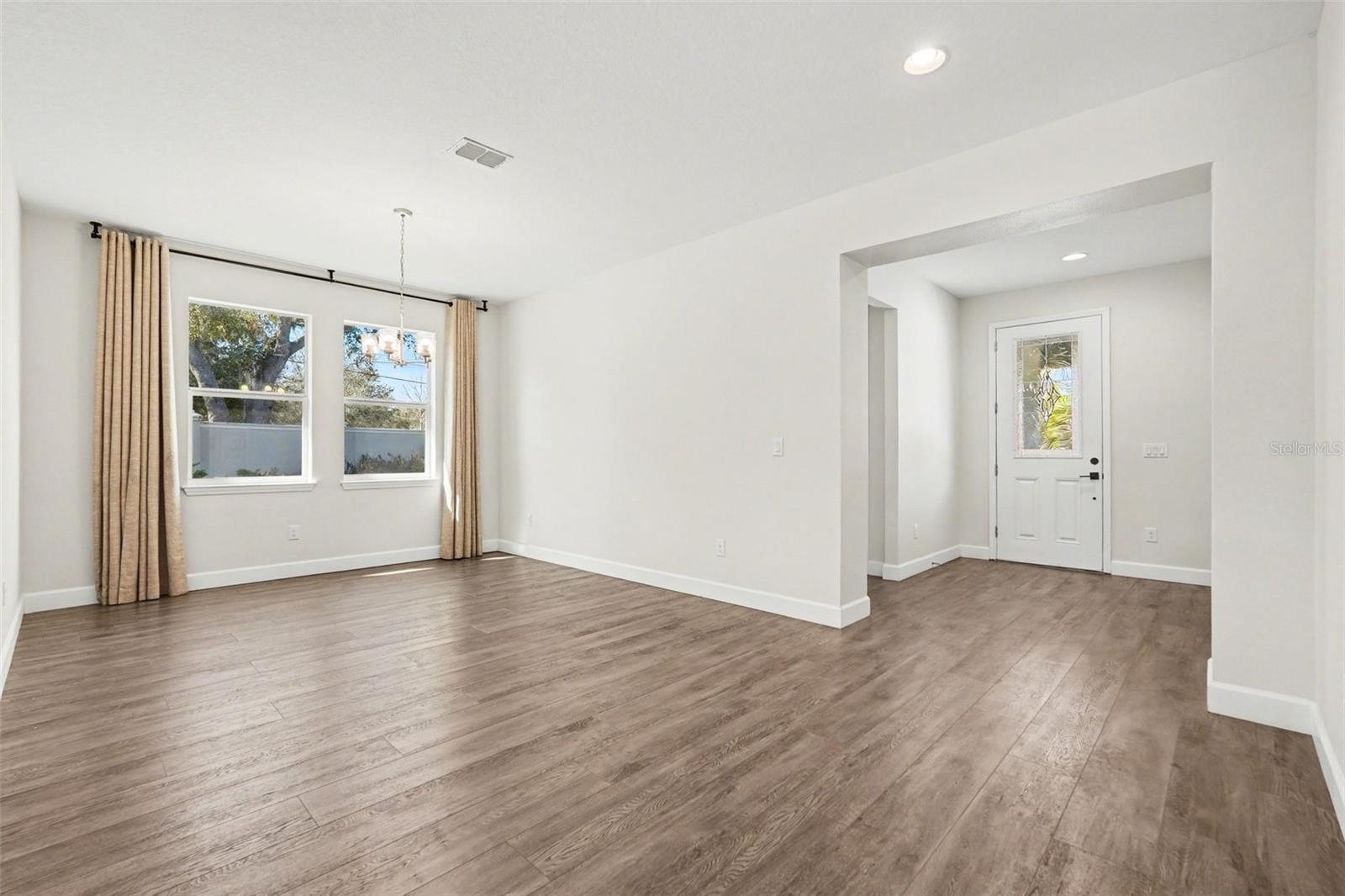 FOREST OAKS FOREST OAKS FOREST OAK - Residential