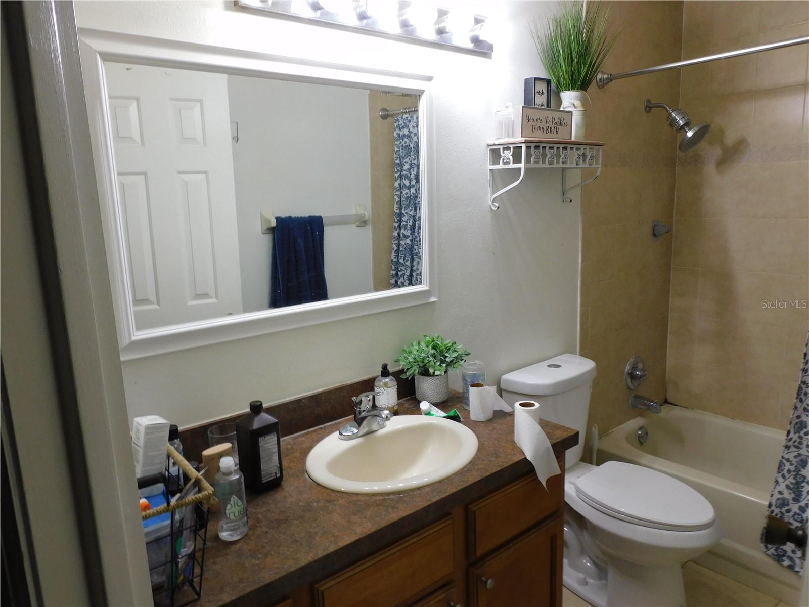 HIDDEN SPGS CONDO - Residential