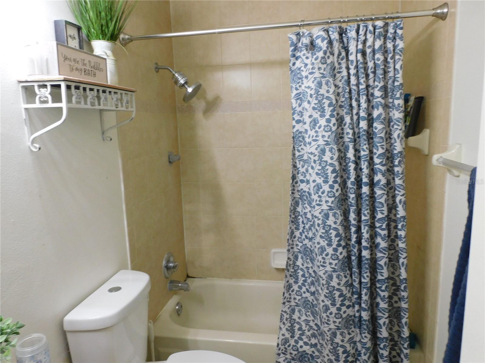 HIDDEN SPGS CONDO - Residential