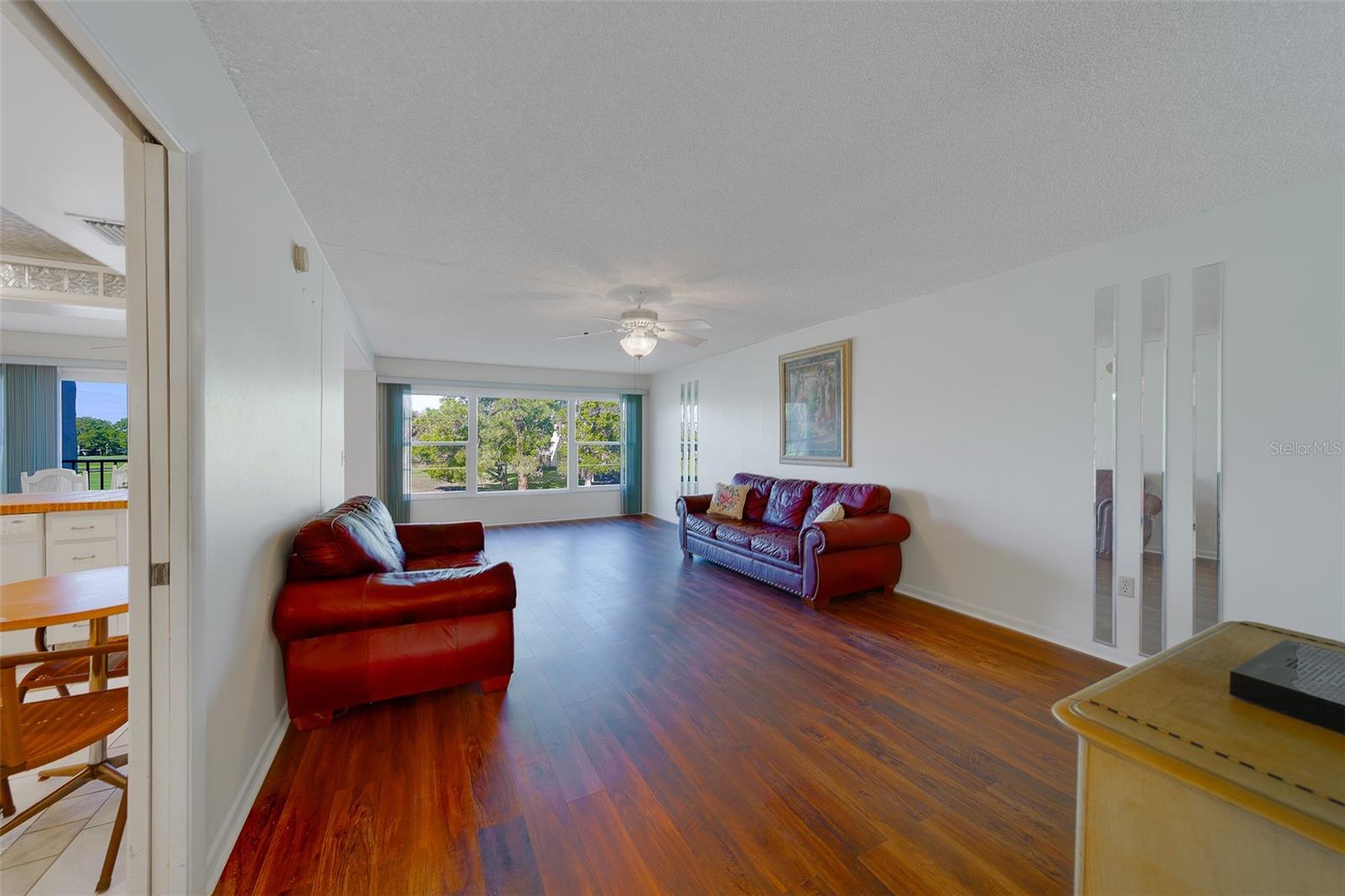 PENTHOUSE GREENS - Residential