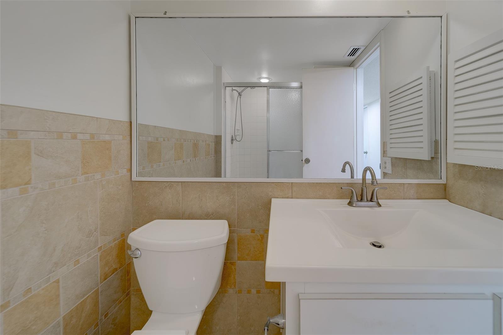 PENTHOUSE GREENS - Residential