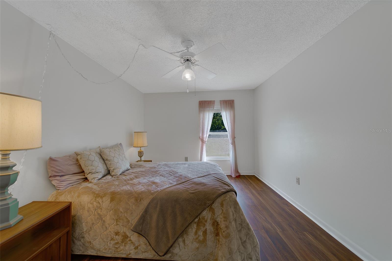 PENTHOUSE GREENS - Residential