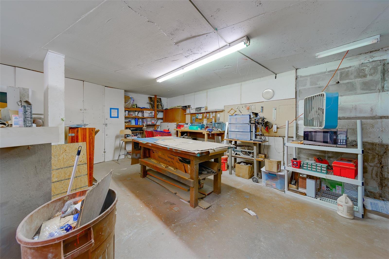 PENTHOUSE GREENS - Residential