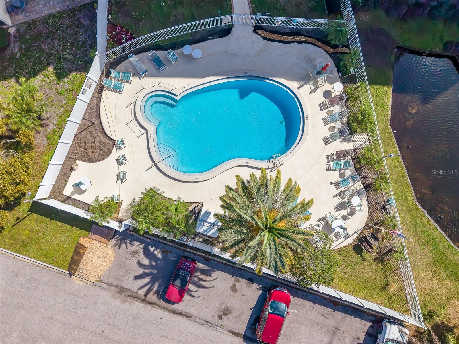 PENTHOUSE GREENS - Residential