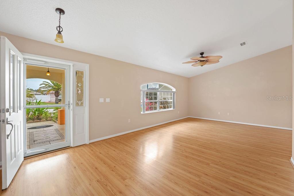 PINE GROVE - Residential