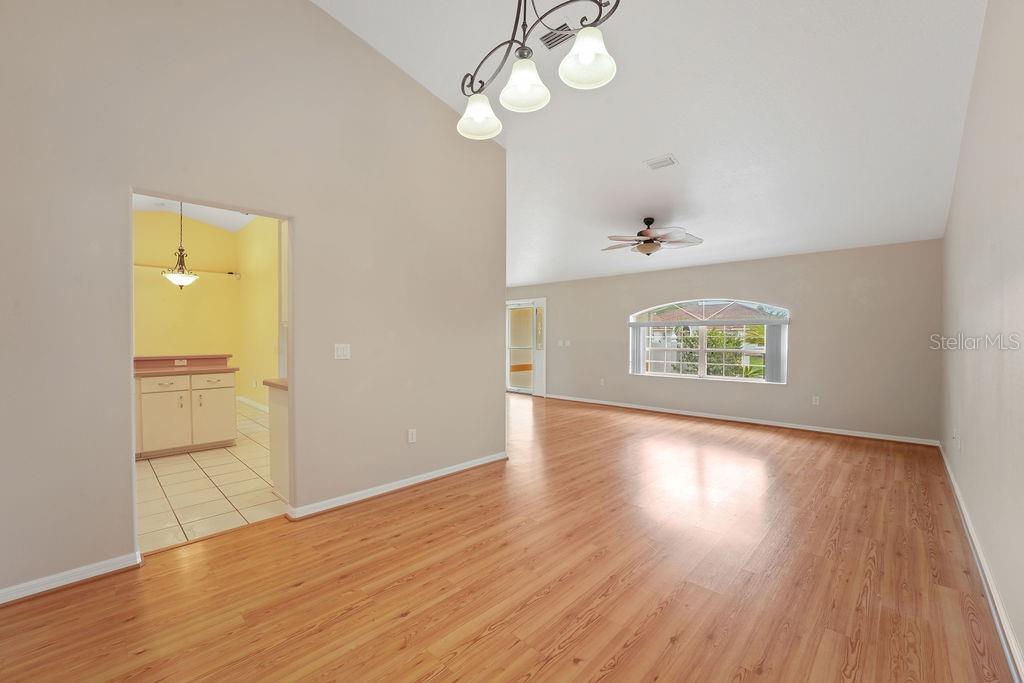 PINE GROVE - Residential