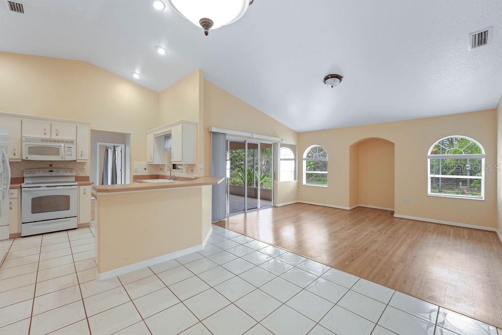 PINE GROVE - Residential