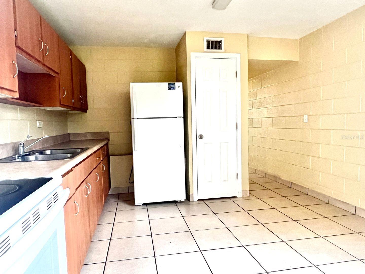 DAYTONA - Residential Lease