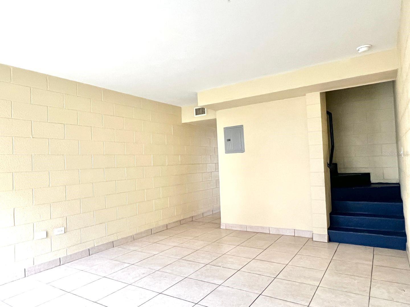 DAYTONA - Residential Lease