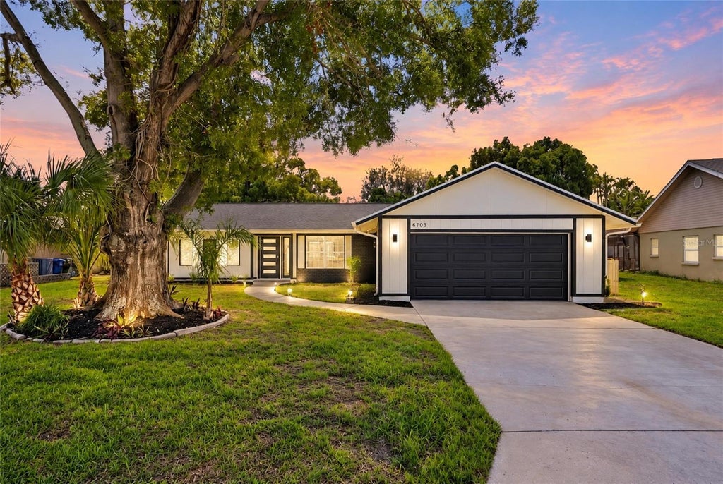 Photo of 6703 Pointe West Boulevard, Bradenton, FL 34209 (MLS # TB8553020)