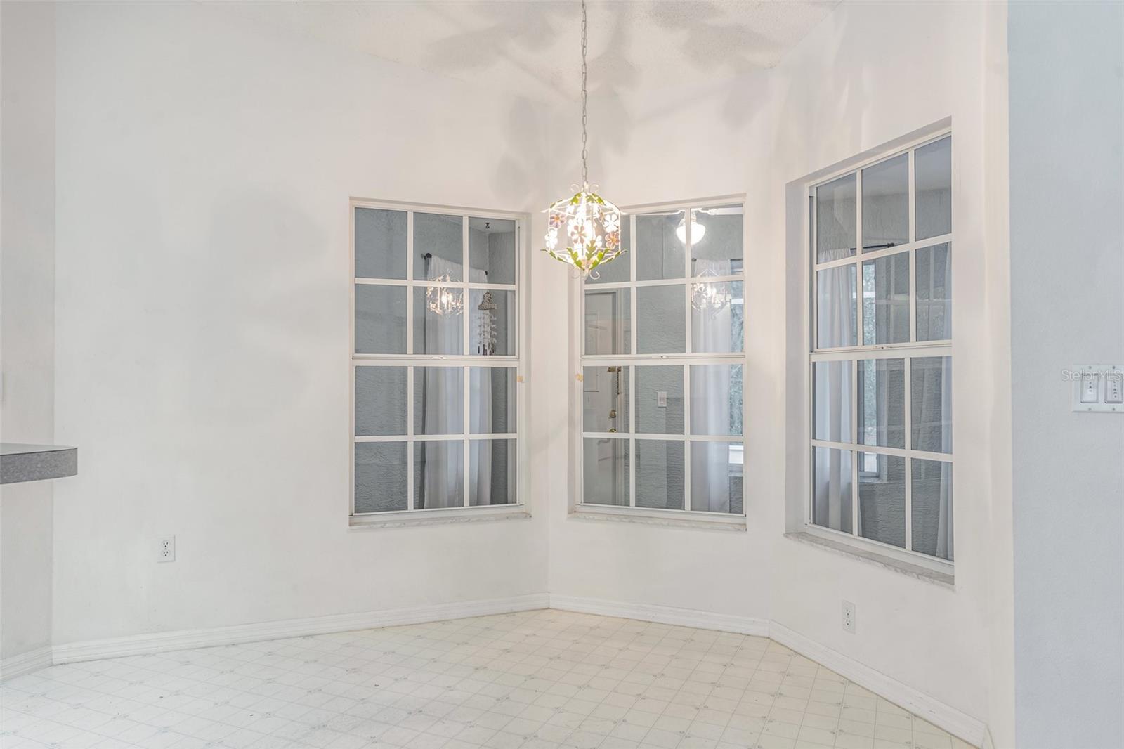 1415 E CLEVELAND STREET