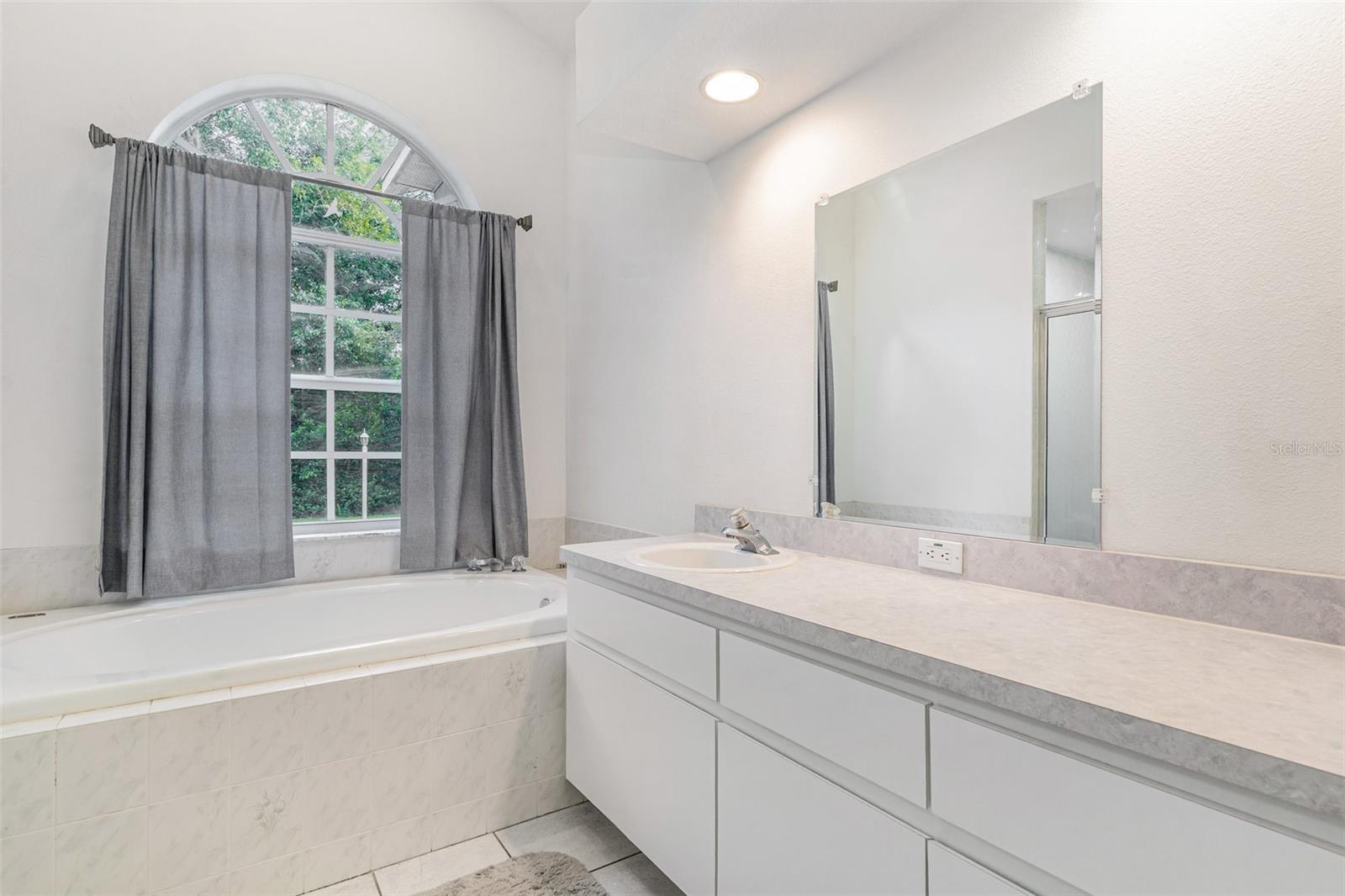 CITRUS HILLS - Residential