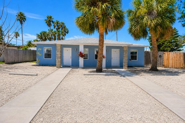 14026 E PARSLEY DR, MADEIRA BEACH, FL 33708 - Image 98e6197eb4ea096b1ddf7e337533287c/2313997088