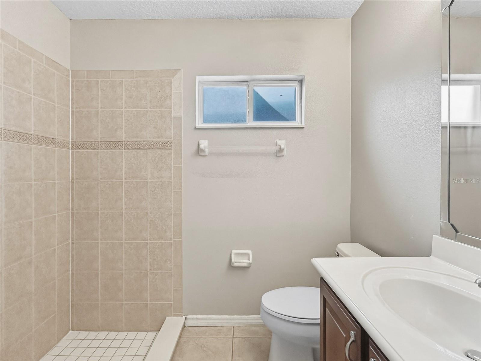 WYNDHAM LAKES ESTATES UNIT 1 63/29 LOT 122 BLK 2 P - Residential