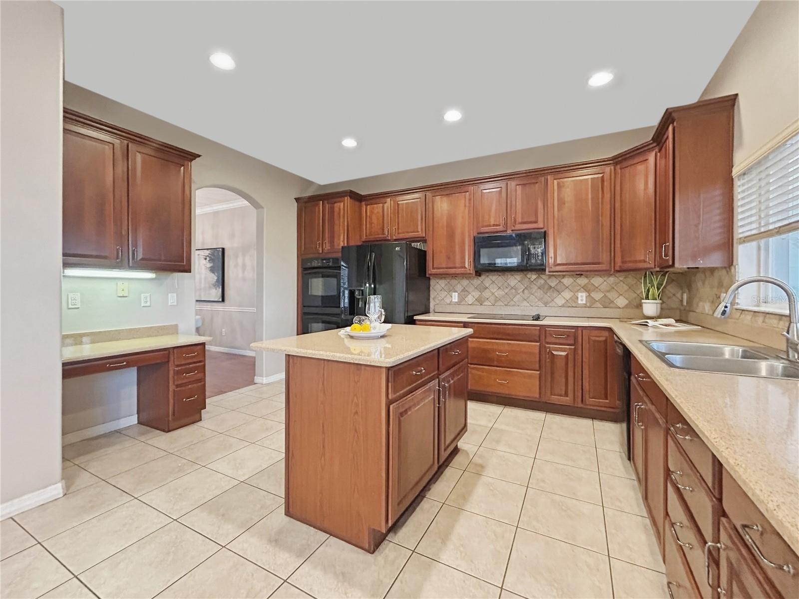 WYNDHAM LAKES ESTATES UNIT 1 63/29 LOT 122 BLK 2 P - Residential