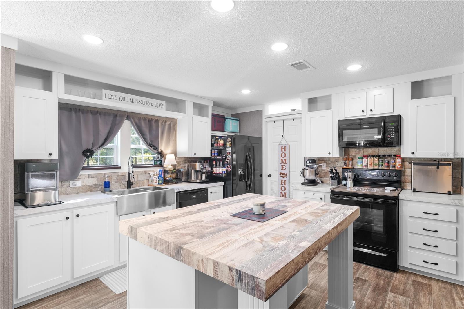 WOODHAVEN FARMS UNREC - Residential