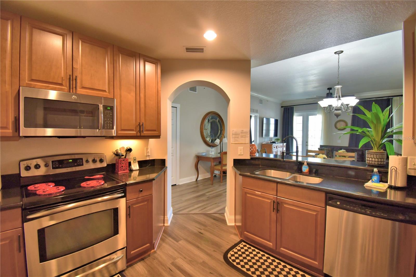 TERRACES AT REUNION P21 CONDO - Residential