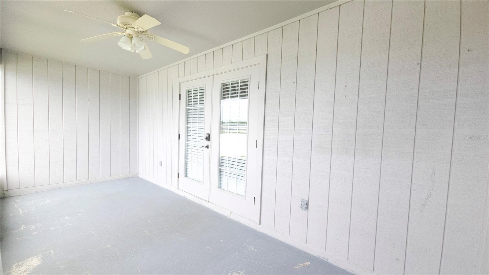 OAKFORD ESTATES - Residential Lease