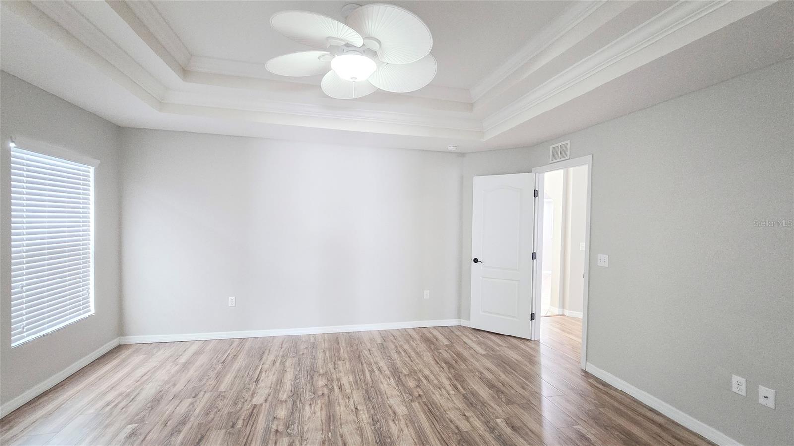 OAKFORD ESTATES - Residential Lease