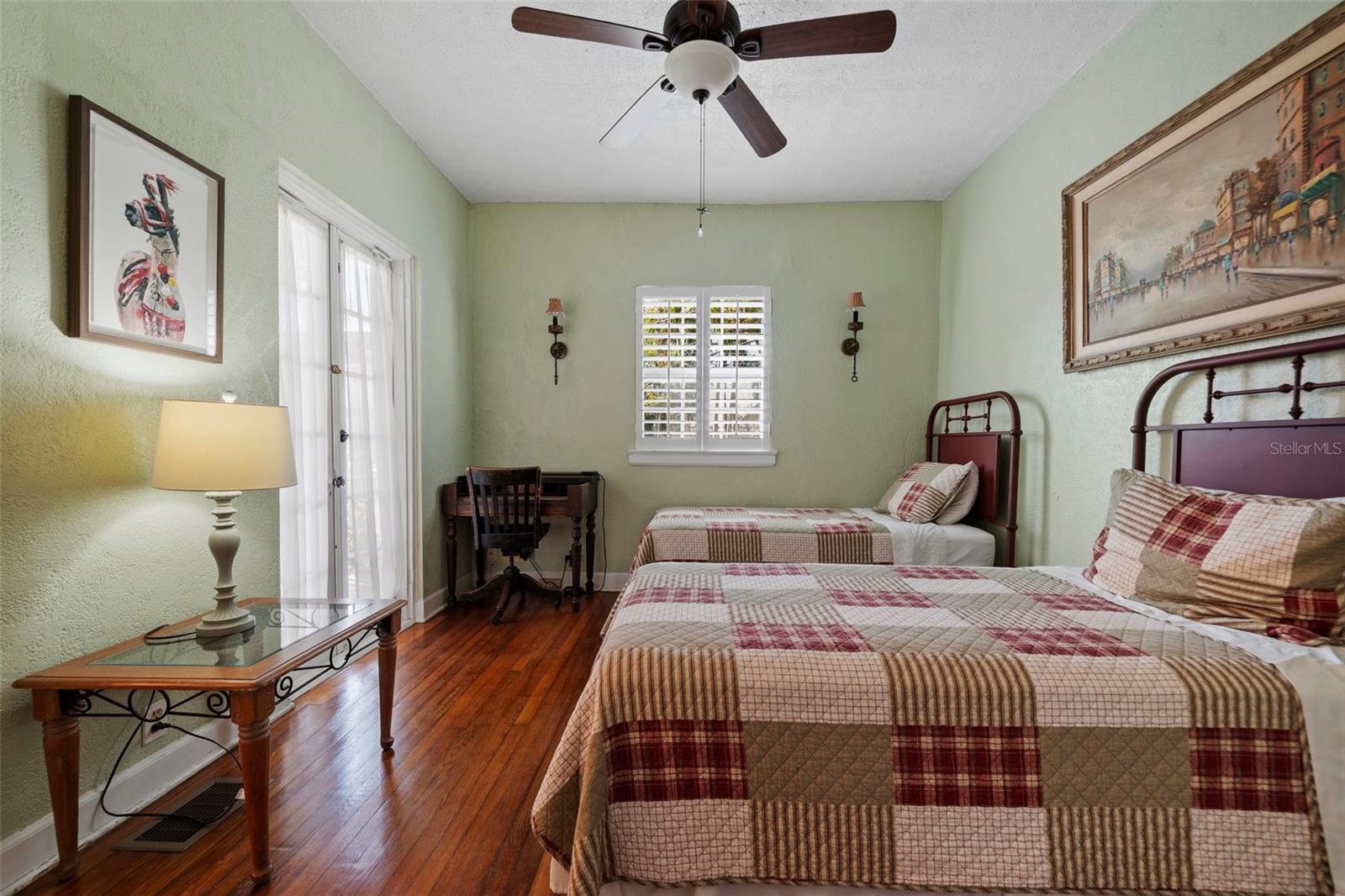 WHITFIELD ESTATES CTD - Residential