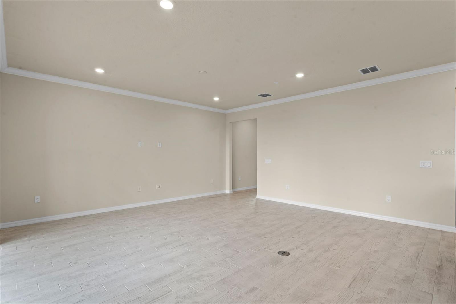 10245 PARK ESTATES AVENUE