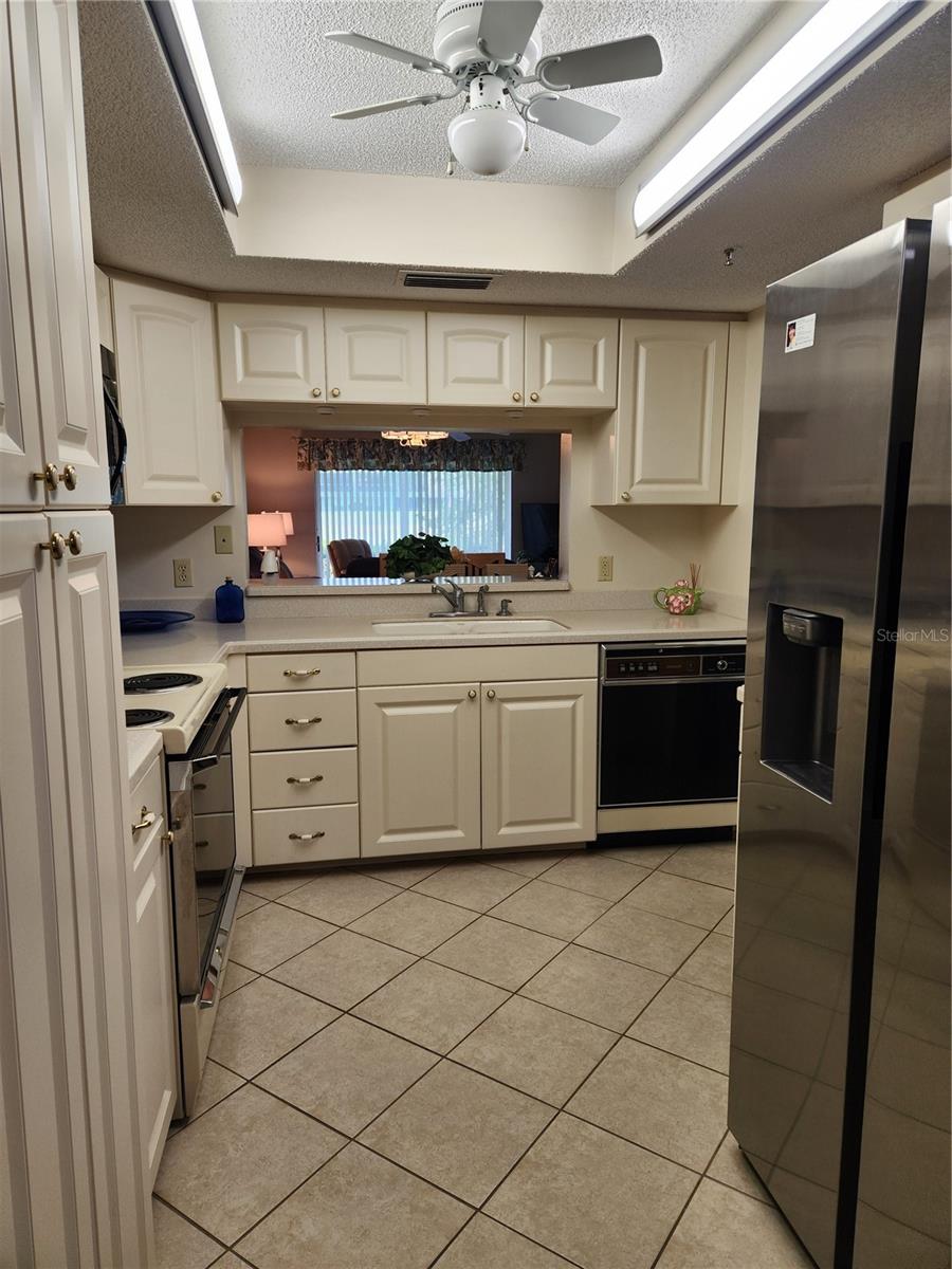 TERRACES 2 OF TARA - Residential Lease