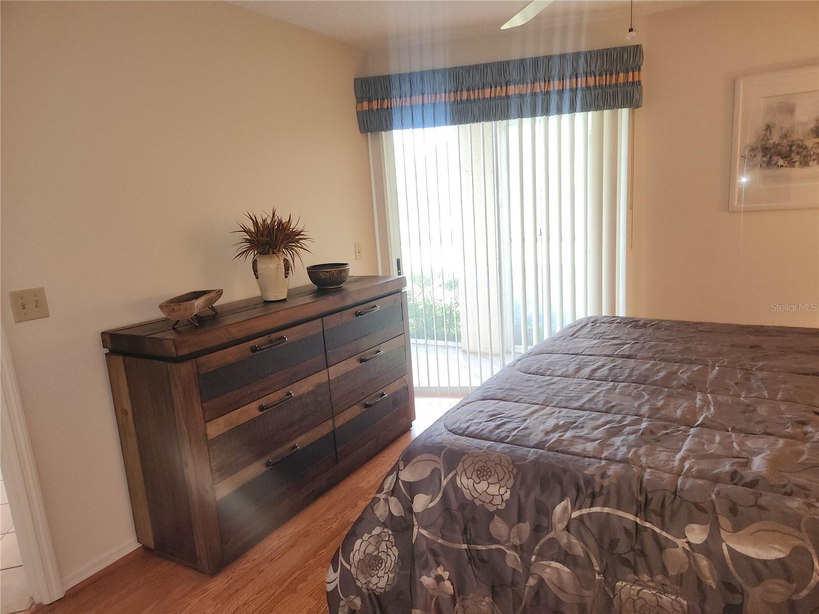 TERRACES 2 OF TARA - Residential Lease